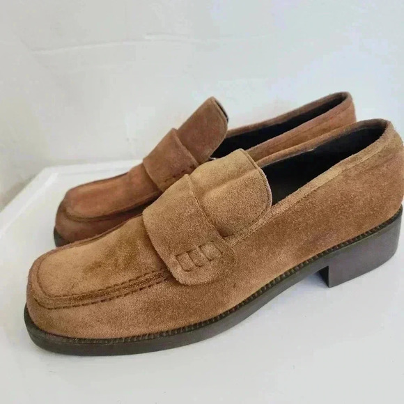 Bernardo Billy brown suede loafers - Picture 4 of 8